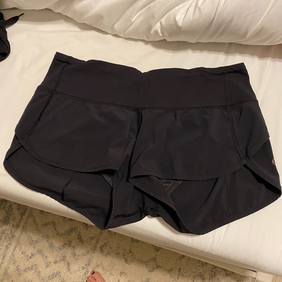Lululemon Shorts - Picture 1 of 2